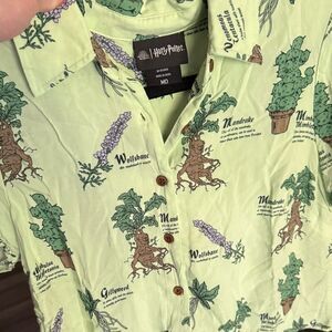 Warner Bros. Harry Potter Herbology Button Down - Light Green